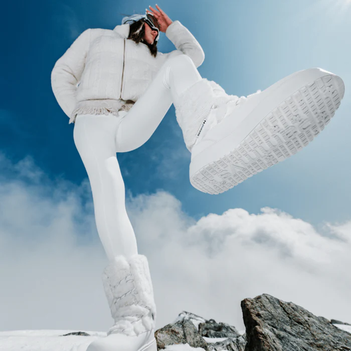 54_f06bc8ba-7070-4c67-98d7-e554548bb0b4_700x