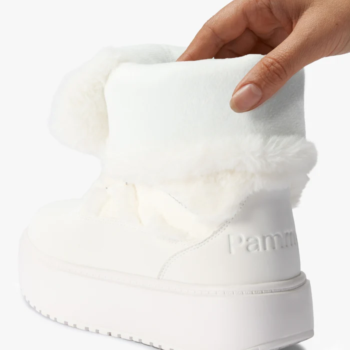 9_3ecc61ac-8d12-4b5b-b3fe-86589c4876d0_700x