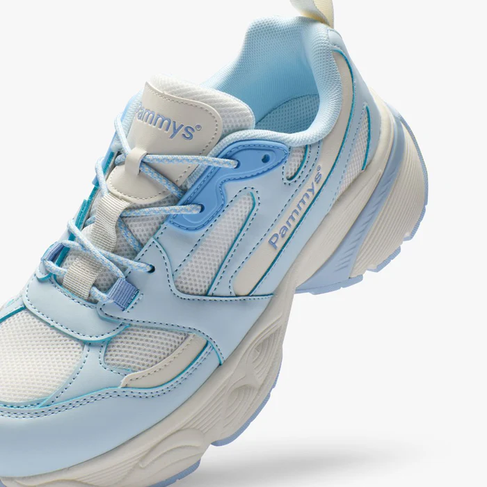 retro-sneaker-1_700x